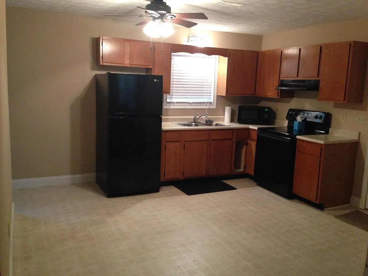 1301 Goldleaf Street — Photo 2