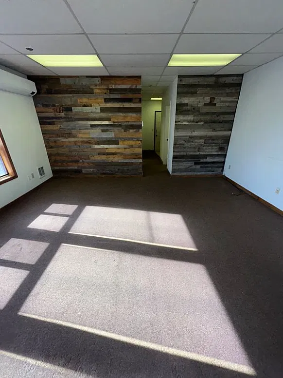 Studio, 740 sqft, $984 — Photo 3