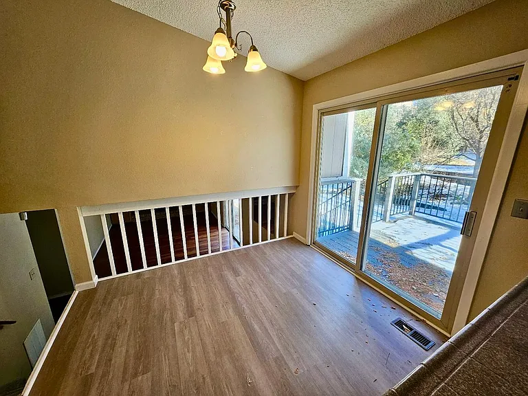 6373 Pulpit Rock Dr — Photo 6