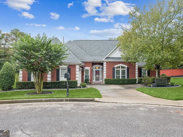1303 Merlot Ct, Hoschton, GA 30548