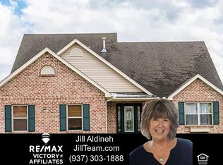 9131 Middleridge Dr, Springboro, OH 45066