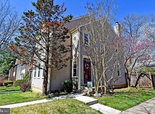 11988 Sentinel Point Ct, Reston, VA 20191