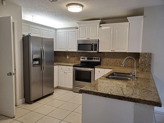 5th image of 8464 NW 23rd Mnr #W
