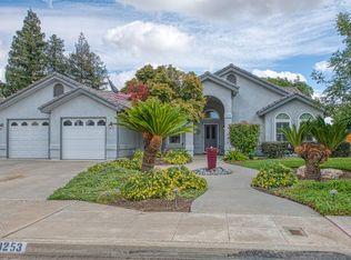 3253 Joshua Ave, Clovis, CA