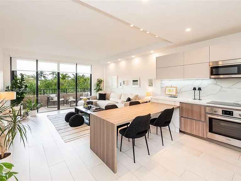 151 Crandon Blvd #241 — Photo 3