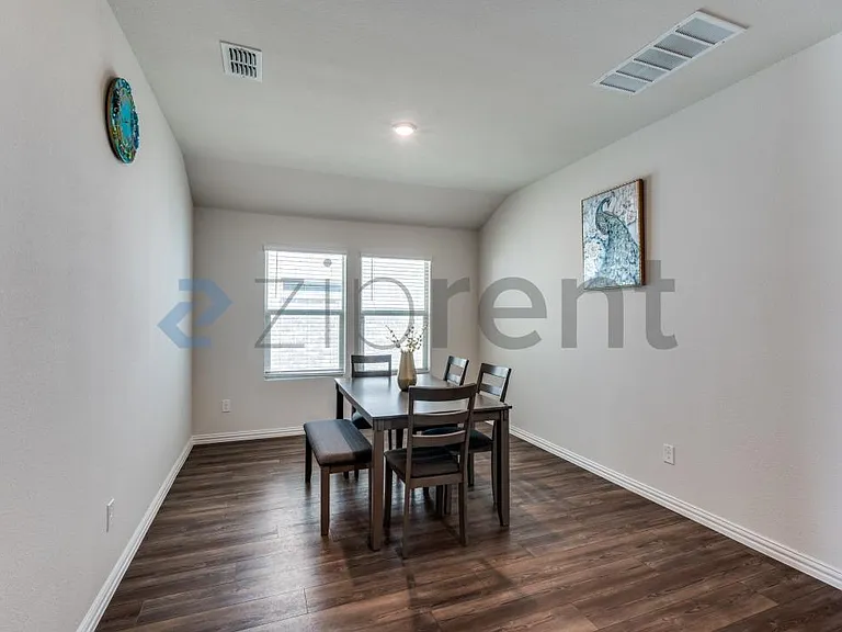 3217 Paruament Dr — Photo 7