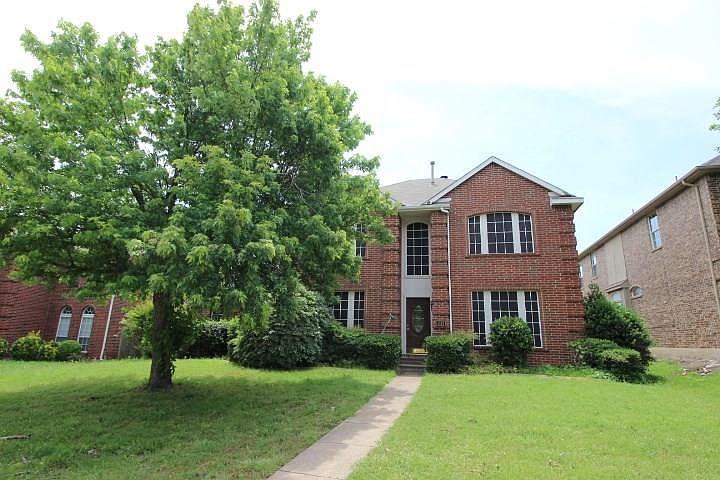 1st image of 1112 Barrington Dr