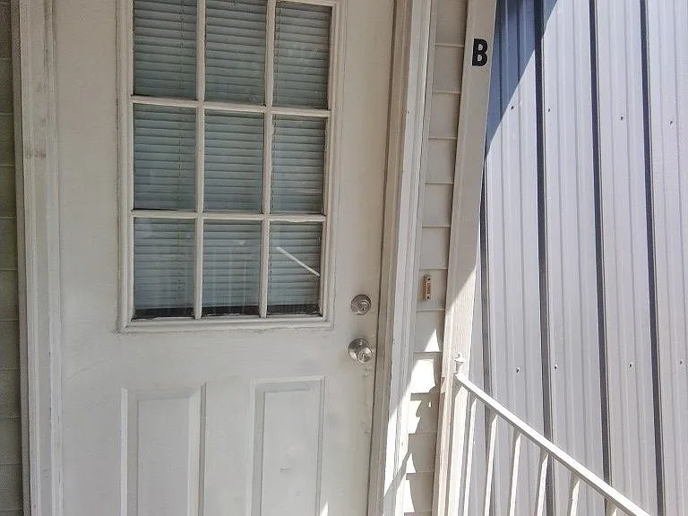 611 Drypoint Ln #1 — Photo 3