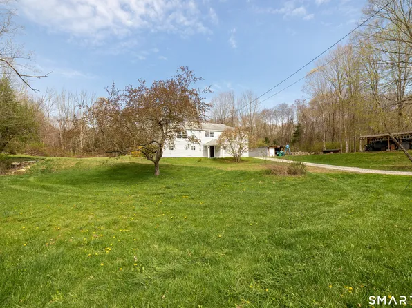 4 Cross Road, Chaplin, CT 06235