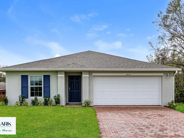 2815 52nd St W, Lehigh Acres, FL 33971