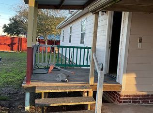 510 2nd St, Hempstead, TX 77445