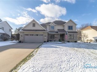 437 Harvest Ct, Waterville, OH 43566