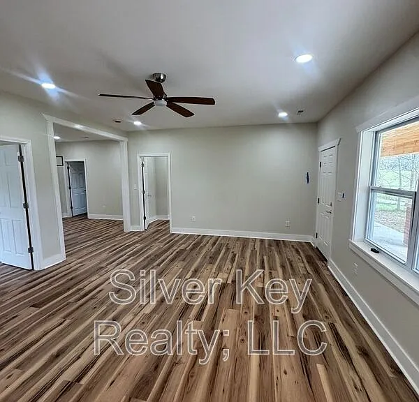 3663 Sweetwater Vonore Rd — Photo 7