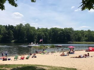 17206 Chillicothe Rd, Chagrin Falls, OH 44023