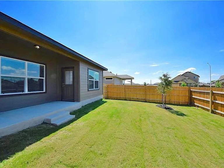 1416 Fort Dessau Rd — Photo 24