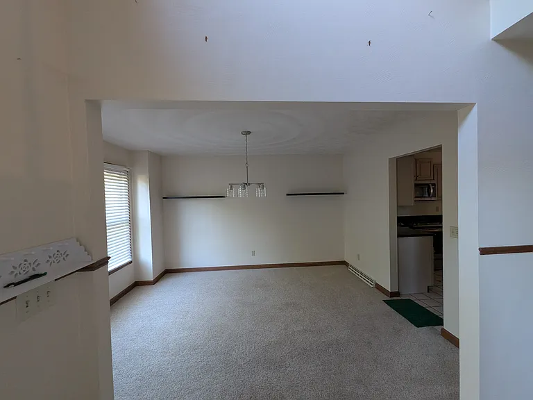 2633 Bay Rd — Photo 7