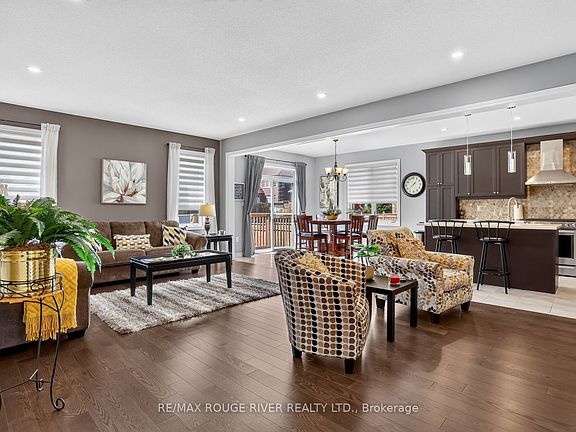 5th image of 8 Timber Dr