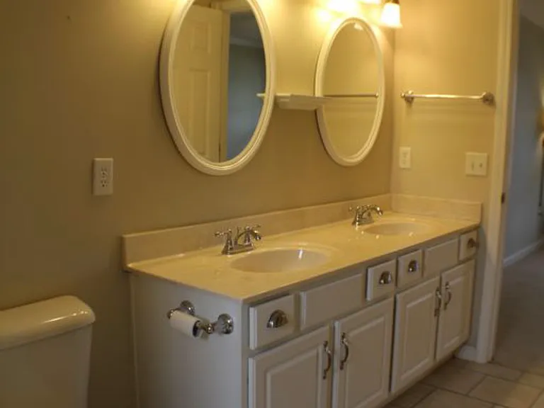 1329 Copperfield Dr — Photo 8