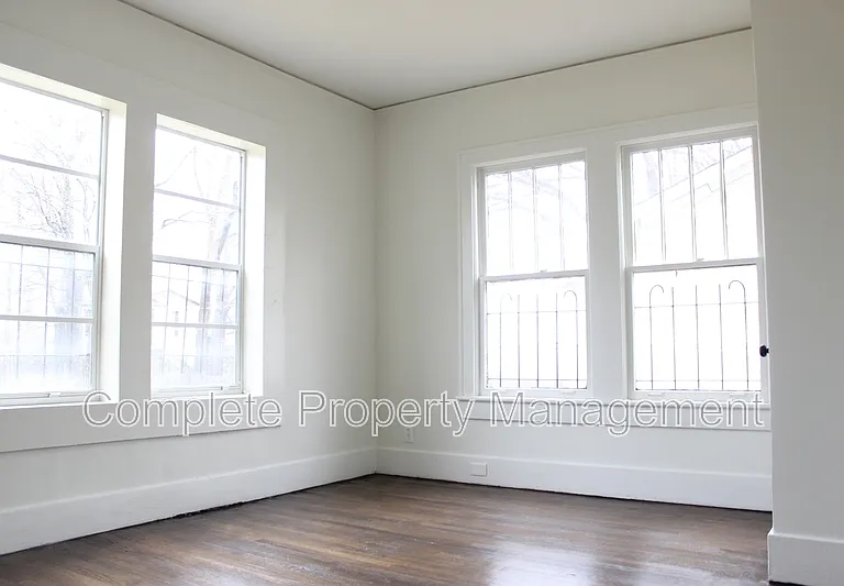 1412 Alabama Ave SW — Photo 7