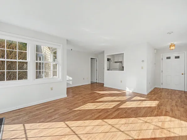 332 Parkside Road #3, New London, NH 03257
