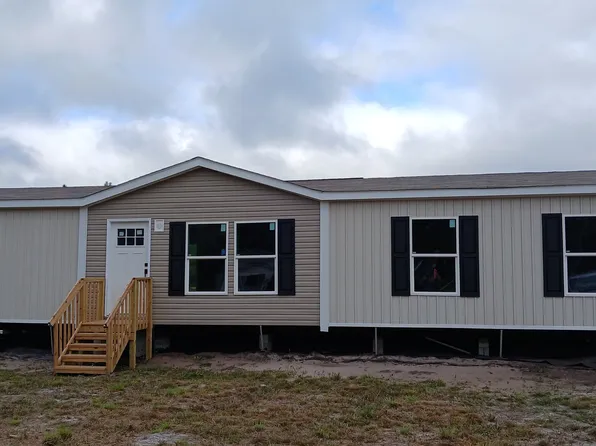 523 Boulevard St, Folkston, GA 31537