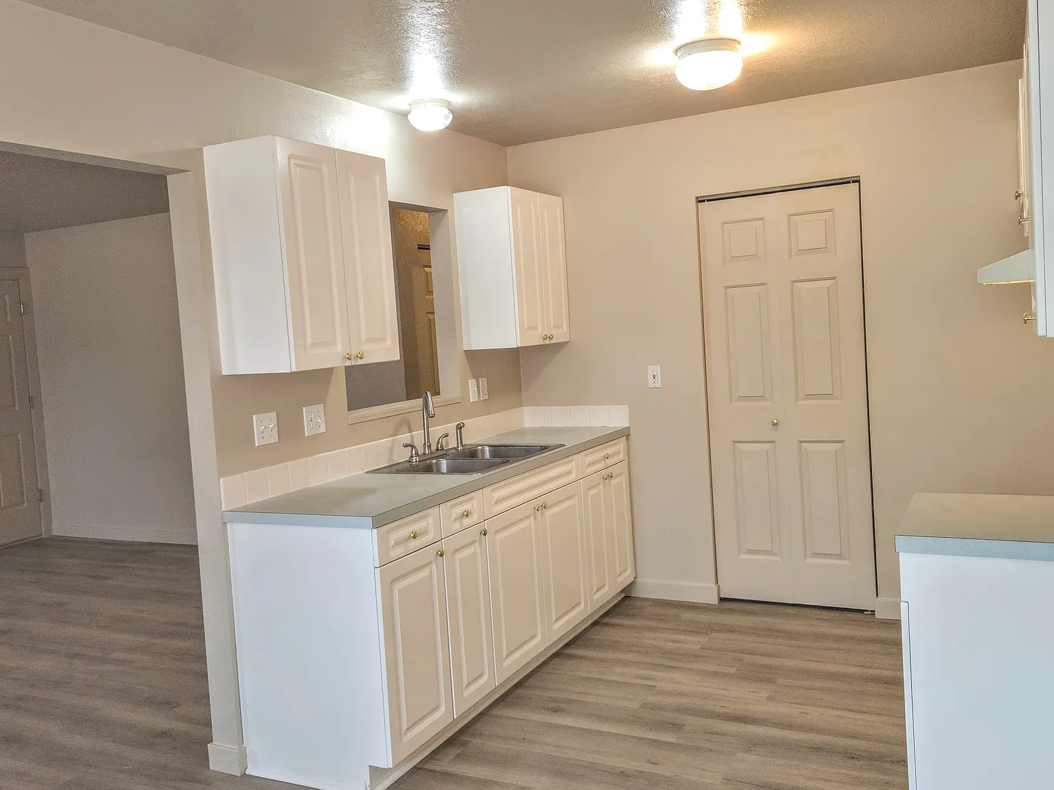 2 bed, 850 sqft, $1,495 — Photo 3