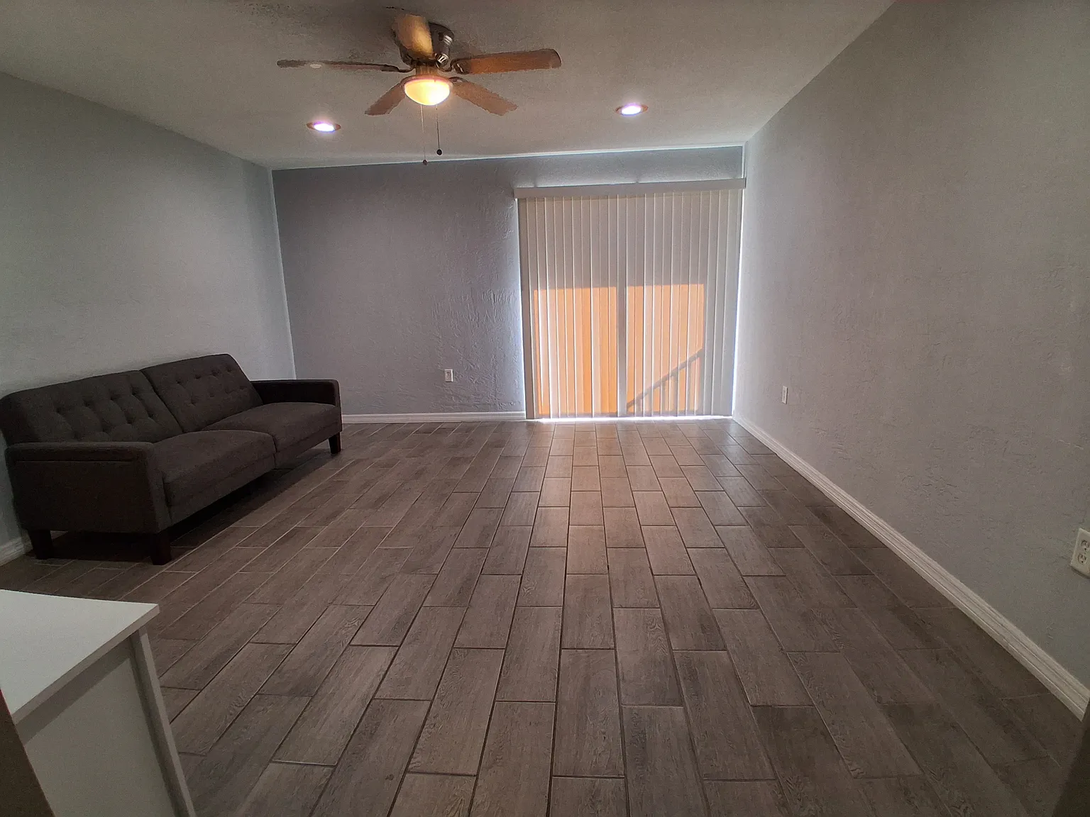 1 bed, 643 sqft, $1,100 — Photo 2