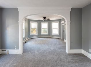 879 Newport Ave, Pawtucket, RI 02861