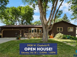 5908 W Chadwick Pl, Sioux Falls, SD 57106
