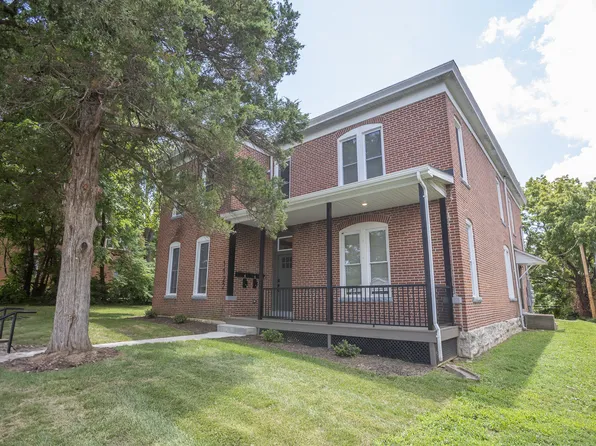 1122 E McCarty St, Jefferson City, MO