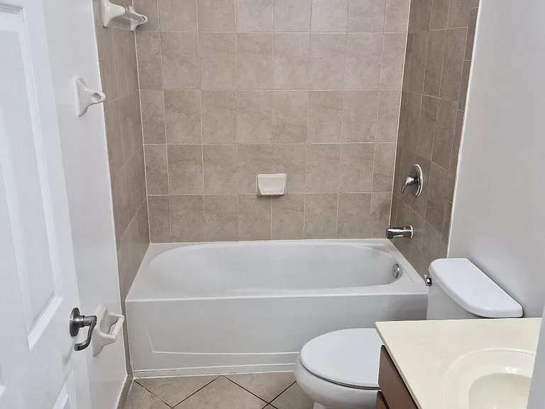 11329 SW 233rd St — Photo 9