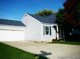 2401 Grom Dr, Springfield, IL 62707