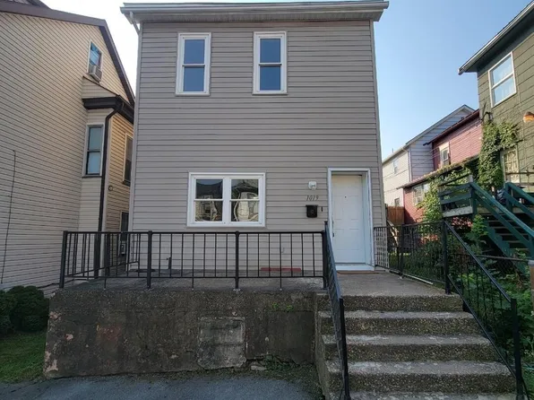 1019 18th Ave, Altoona, PA 16601