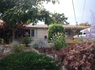 8833 29th Ave SW, Seattle, WA 98126