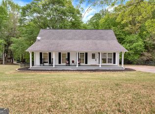 9815 Waldrip Rd, Gainesville, GA 30506