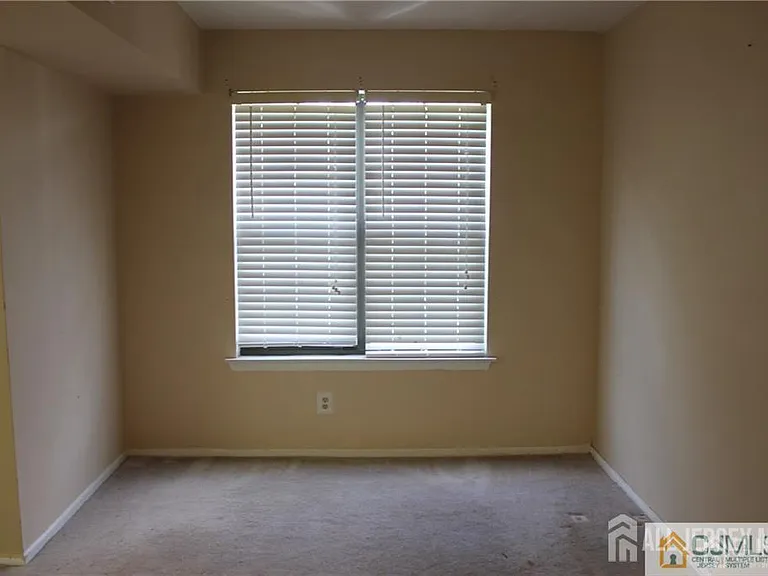 82 Keystone Ct — Photo 12
