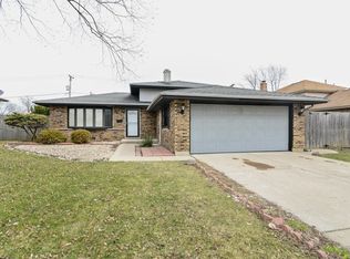 19115 Grant St, Lansing, IL