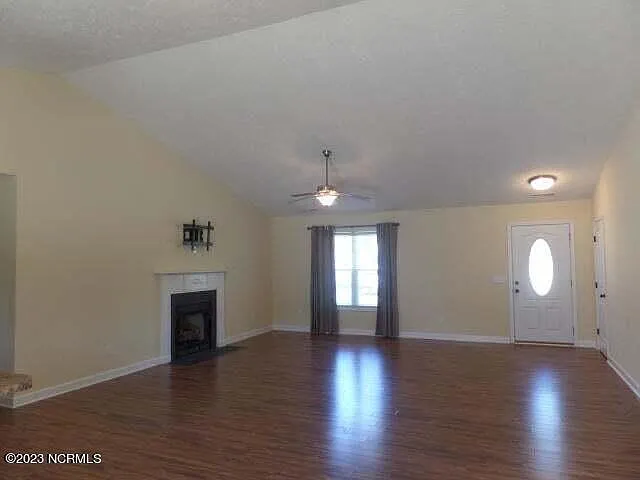 101 Rustic Dr — Photo 7