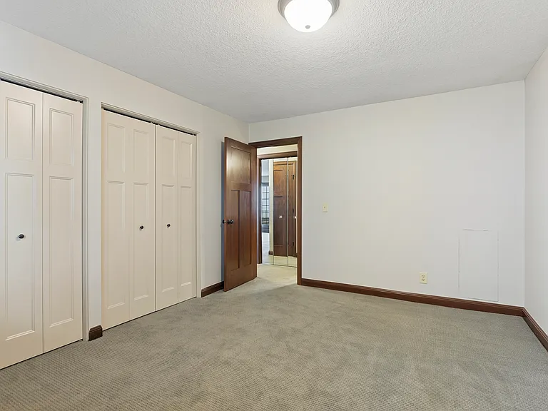 Morse Manor — Photo 20