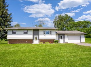 10045 Roberts Rd, Sauquoit, NY 13456