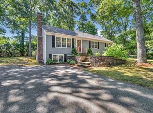 135 Scudder Ave, Barnstable, MA 02630
