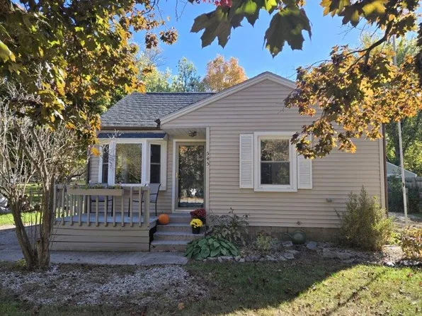 545 W Main St, Manchester, MI 48158