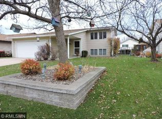 6548 22nd St N, Oakdale, MN 55128