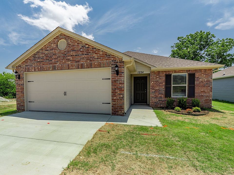 1st image of 1224 S Kingfisher Ln