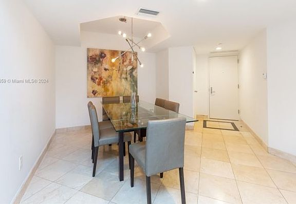 4th image of 21055 Yacht Club Dr APT 609
