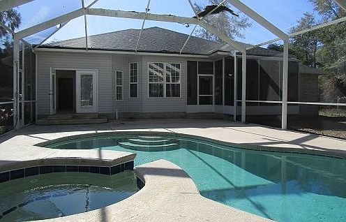 4th image of 333 NW Heritage Dr