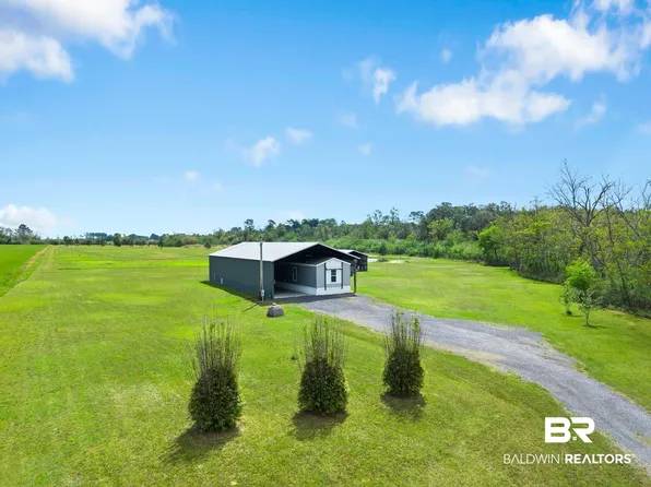 15604 County Road 95, Elberta, AL 36530