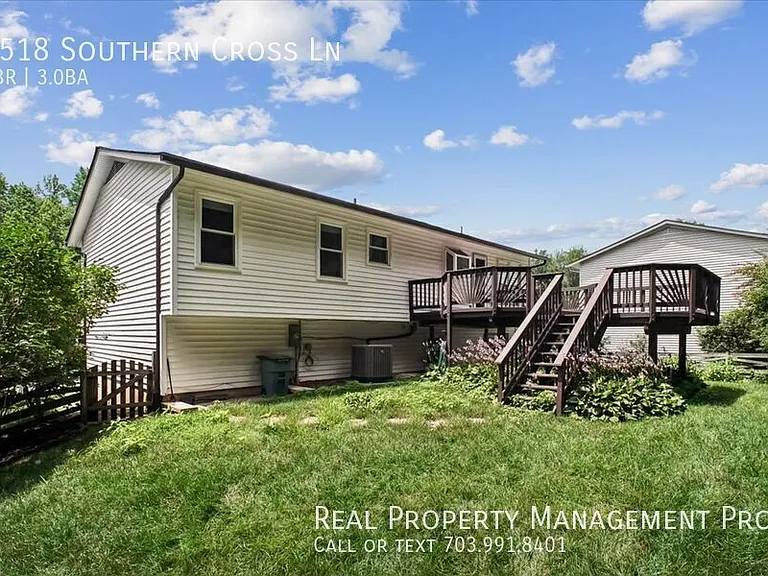 9518 Southern Cross Ln — Photo 3