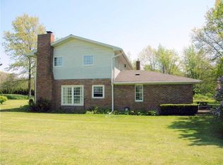 6701 Old Ridge Rd, Fairview, PA 16415