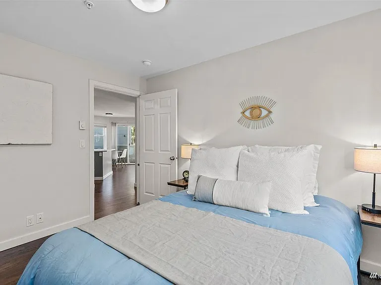 Second bedroom